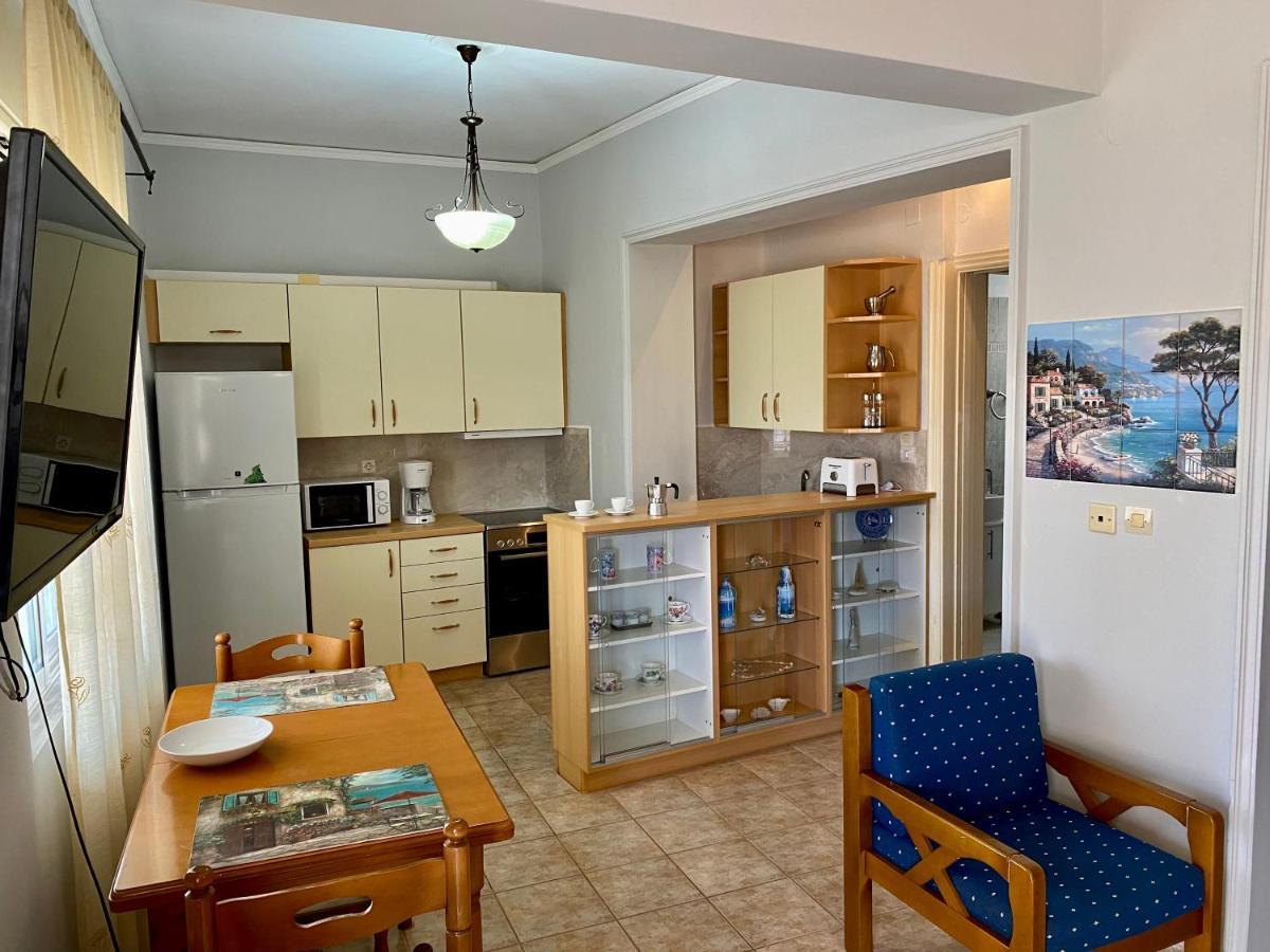 Gallery Apartments Lixouri Buitenkant foto