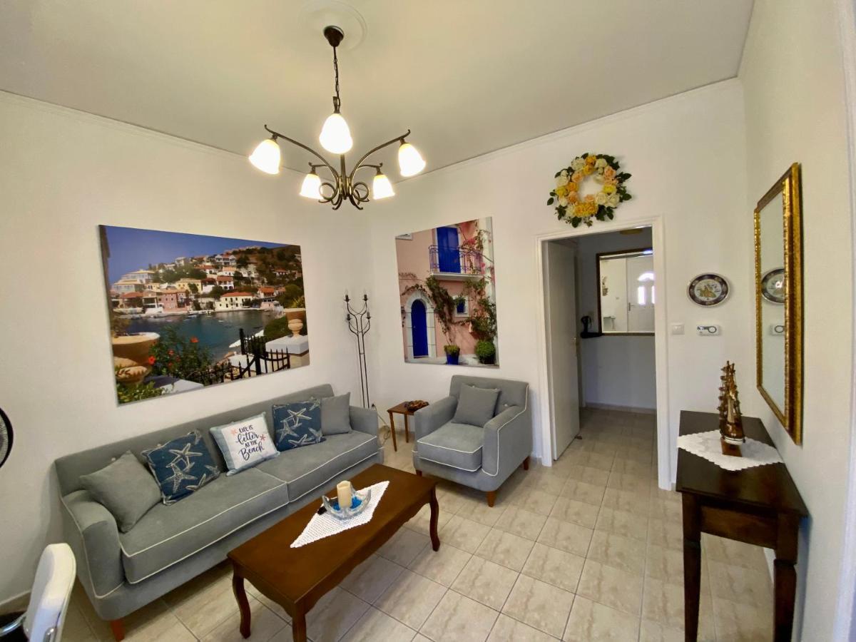Gallery Apartments Lixouri Buitenkant foto