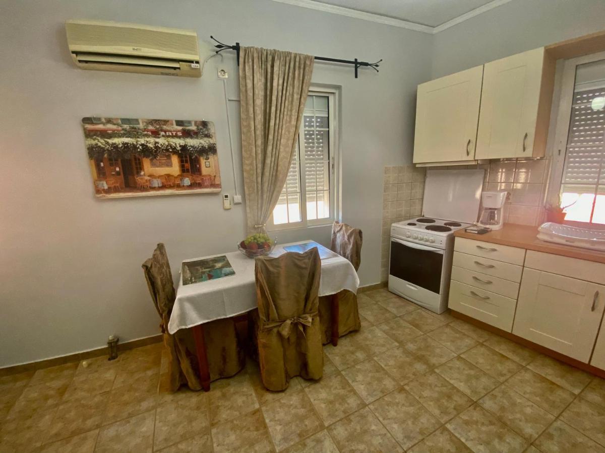 Gallery Apartments Lixouri Buitenkant foto