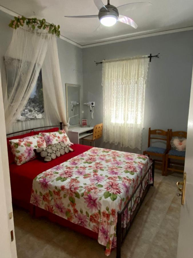 Gallery Apartments Lixouri Buitenkant foto