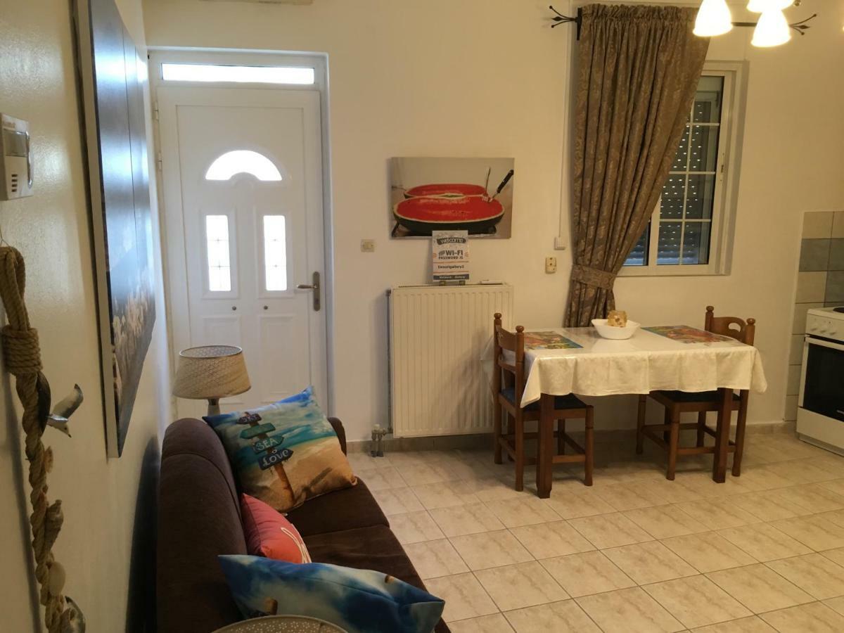Gallery Apartments Lixouri Buitenkant foto